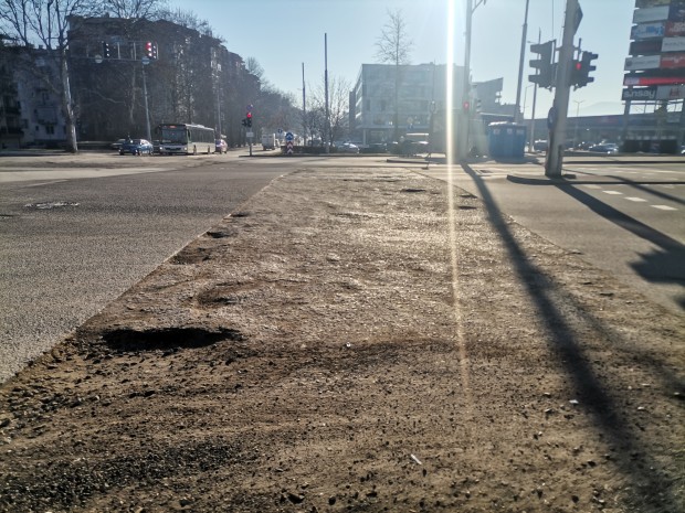 Читател на Plovdiv24 bg сигнализира за неприятна за шофьорите ситуация