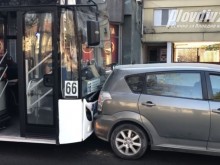 ПТП на "Гладстон", шофьорка получила уплах
