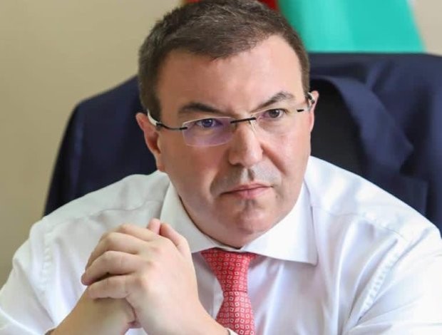 Бившият министърът на здравеопазването в третото правителство на Бойко Борисов Костадин Ангелов публикува преди