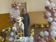 Ученици с екстравагантна покана към класната си