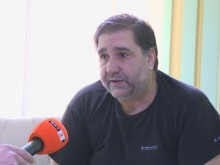 Всички напускат Украйна, а един българин спешно заминава за там