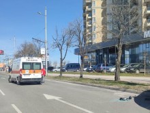 24-годишна с БМВ катастрофира на прав и широк булевард в Пловдив