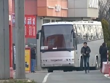 Първите евакуирани българи от Украйна пристигнаха в страната