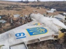 Шокиращи снимки! Свалиха украински Су-25 в Херсонска област
