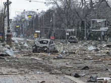 Харков под обстрел, ракети са поразили и операта, има убити и ранени хора