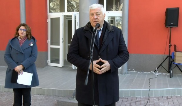 Кметът на Пловдив ще присъства на , предаде репортер на