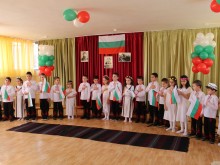 ДГ "Весела" в район "Северен" с празнично тържество по случай 3 март