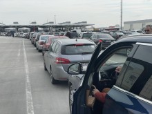 Хиляди български автомобили на входа на Турция!
