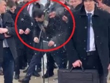 Лорер с интересен коментар за атаката със снежни топки срещу Кирил Петков