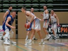 Много тежко гостуване предстои на Академик Пловдив
