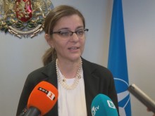 Министър Генчовска: НАТО засилва източния фланг по искане на няколко членки, но не и България
