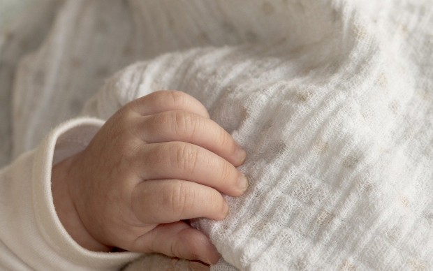 Първото бебе родено от украинска бежанка у нас се роди