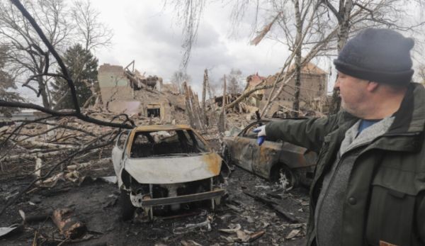 Украинският град Мариупол няма вода, отопление или електричество и е