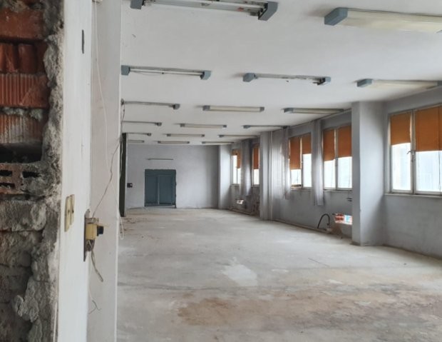 Започна изграждането на ново общежитие към затвора във Враца. То