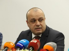 Министър Проданов: 40-те лв. за хотелиерите, настанили бежанци, са достатъчни