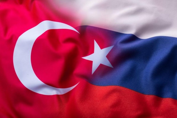 Турският министър на отбраната Хулуси Акар е разговарял по телефона