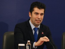 Кирил Петков: Ключов приоритет е да осигурим подкрепа на украинските бежанци