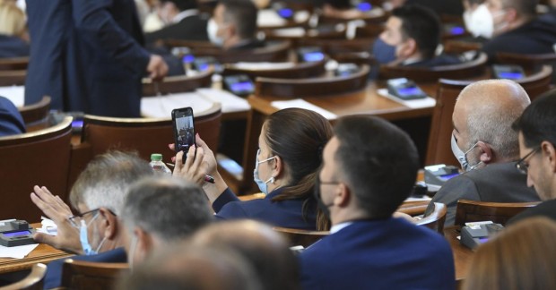 Парламентът отхвърли проекта на решение на ГЕРБ СДС за въвеждане