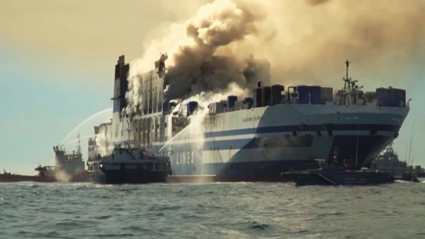 Загиналите на ферибота Euroferry Olympia достигнаха девет души тъй като