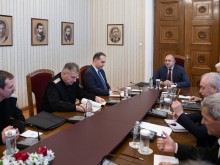 Президентът поиска незабавно да бъде осигурена охраната на въздушното ни пространство