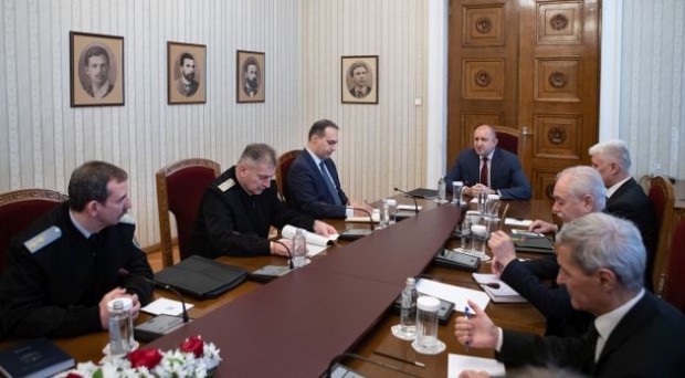 Президентът Румен Радев обсъди на работна среща в президентската институция