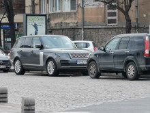 Неправилно паркиране на депутат в града под тепетата