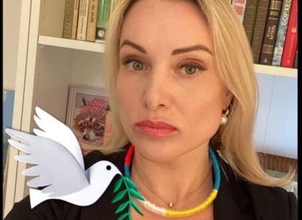 Световен отзвук на действията на руската журналистка Марина Овсянникова, която