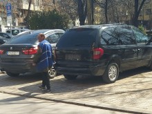 Сигнал: Никой ли не вижда този автомобил?