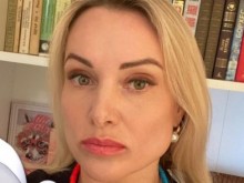 Марина Овсянникова с първо интервю след задържането й: Страх ме е за сигурността ми, но оставам в Русия