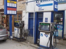 Завидна социална политика: Гърция дава по 200 евро за гориво на пенсионерите си