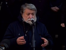 НА ЖИВО: На протеста пред МС освен симпатизанти на ГЕРБ има и хора, потресени от поведението на управляващите