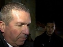 Адв. Менков: Борисов е прекарал нощта на пейка, в ареста няма дори легло