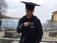 Честито! Фотографът на Локо направи важна стъпка в живота!