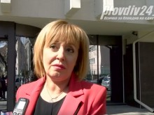 Манолова води разговори със Стефан Янев