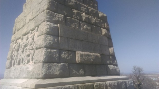 Надписите по паметника Альоша вече са премахнати съобщи за Plovdiv24 bg