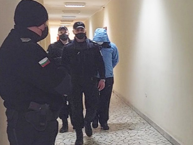 Бургаският апелативен съд потвърди първоначалния арест на Кирил Петров обвинен