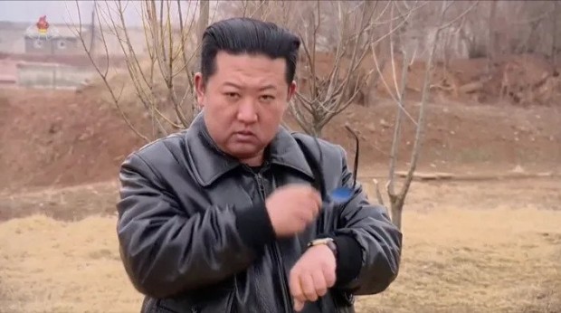Националната телевизия на Северна Корея разпространи доста интересно видео в
