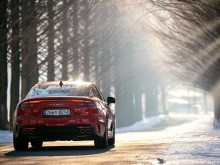 Какво да проверите по автомобила си преди да тръгнете на дълъг път?