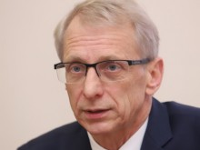 Искат да премахнат академичния език от учебното съдържание