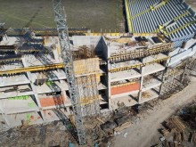 Кадри от дрон показаха строежа на "Колежа"! Фен: Мъка, мъка, мъка
