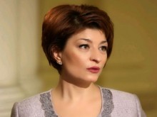 Десислава Атанасова за НАТО: Член сме на най-успешния политико-военен съюз в света