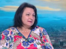 Доц. Гломб: Маските трябва да останат и след отмяната на епидемичната обстановка