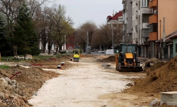 Реконструкцията на ул. Даме Груев е замразена. Това заяви за 