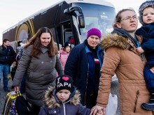 Министерският съвет внесе уточнение за временната закрила