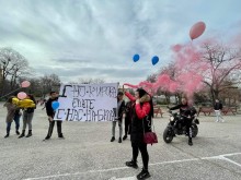 Абитуриенти от "Вапцаров" изненадаха любимата си класна