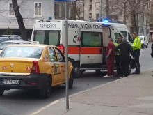 Инцидент пред Военна болница, има полиция и линейка