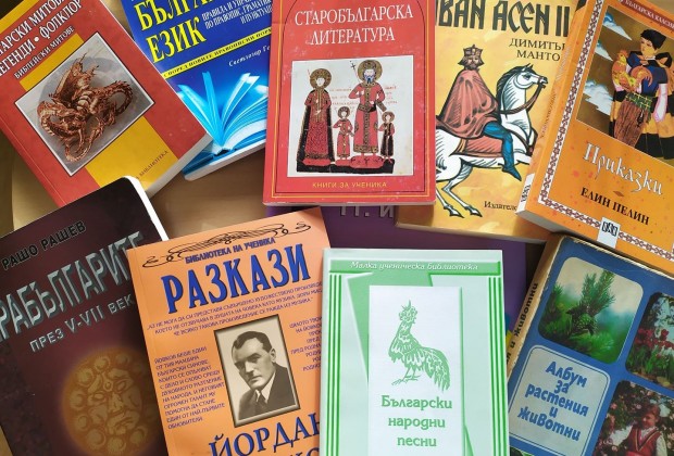 500 книги събра дарителската кампания Книги за Братислава“ организирана от