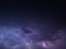 И красиво, и страшно. Това се случи в небето над Пловдив!