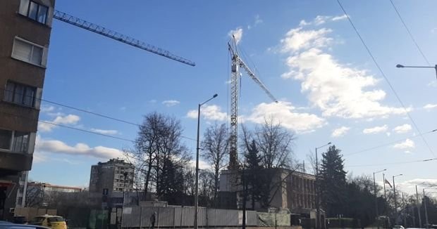 Българите търсят най много тристайни жилища но строителните фирми намаляват квадратурите В