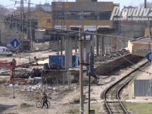 Пробивът под Гарата: Работи се от едната страна